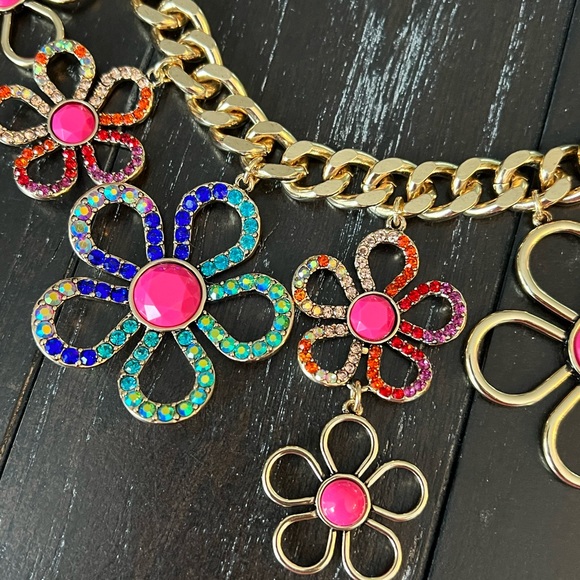 Betsey Johnson Necklace - Picture 7 of 10